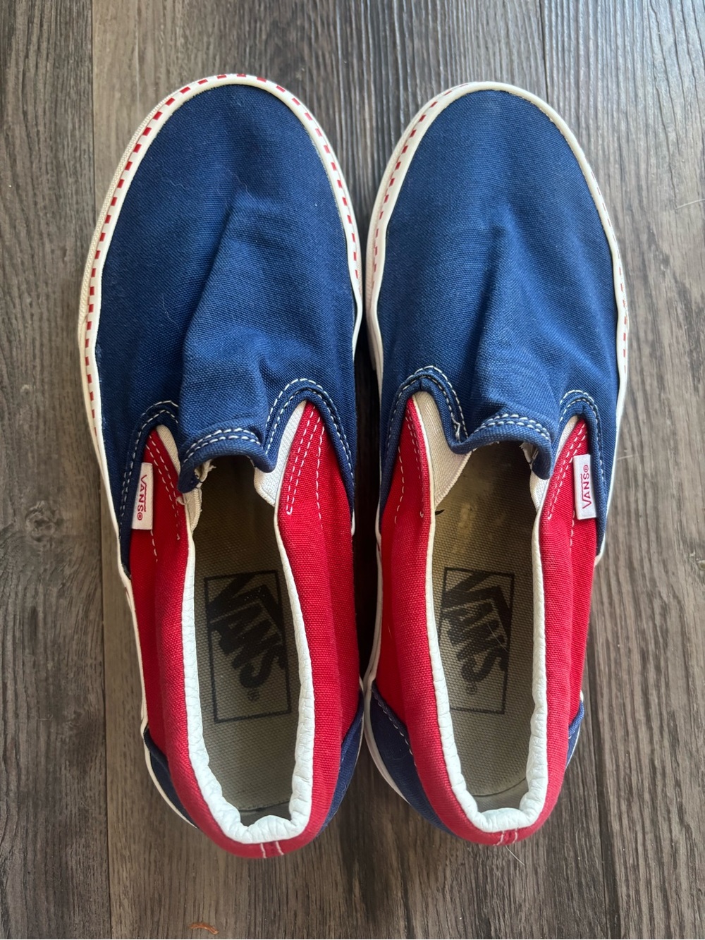 Slip on Vans - Picture 4 of 7